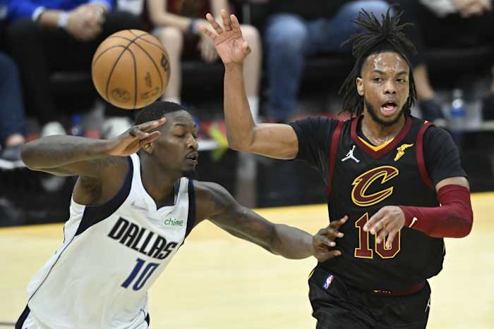 Dorian Finney-Smith, Dallas Mavericks